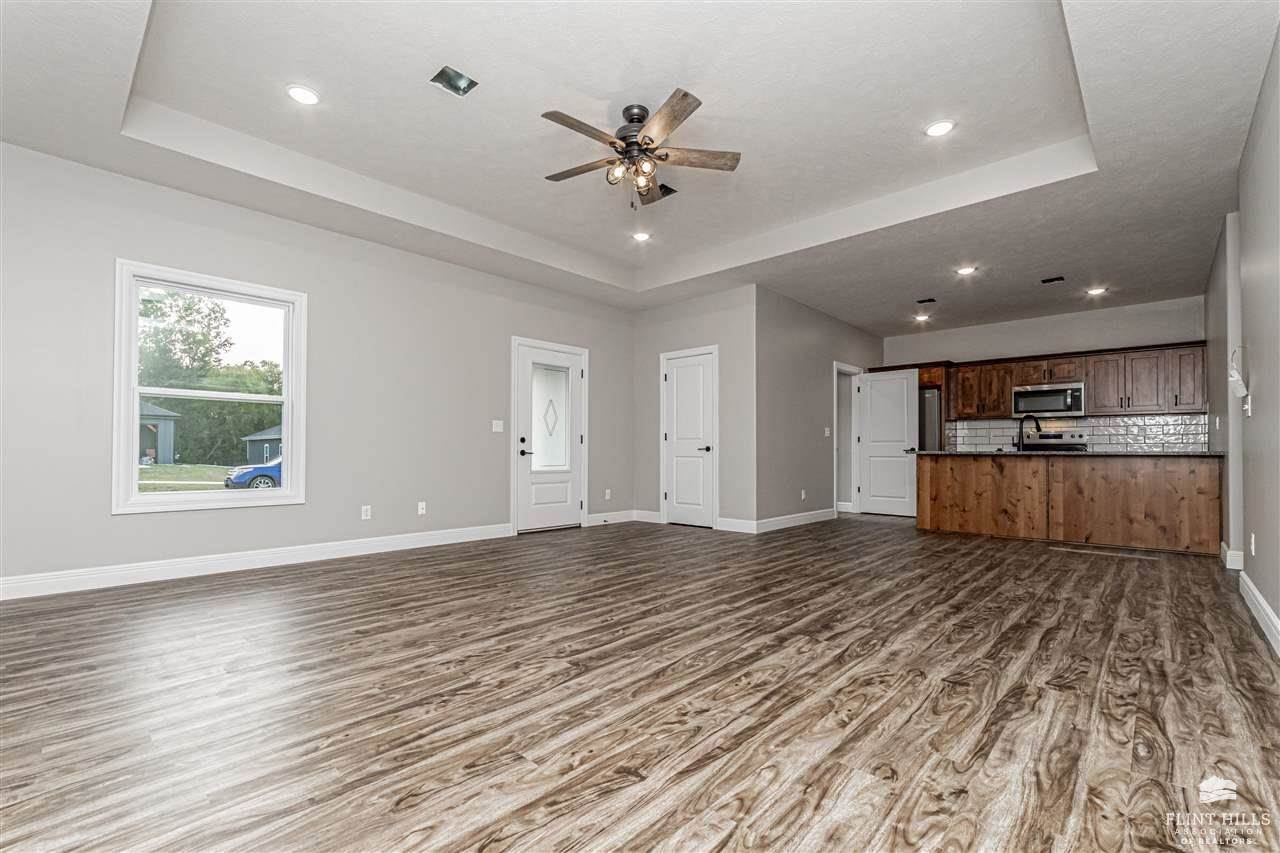 1706 Kenneth Drive, Junction City, KS 66441