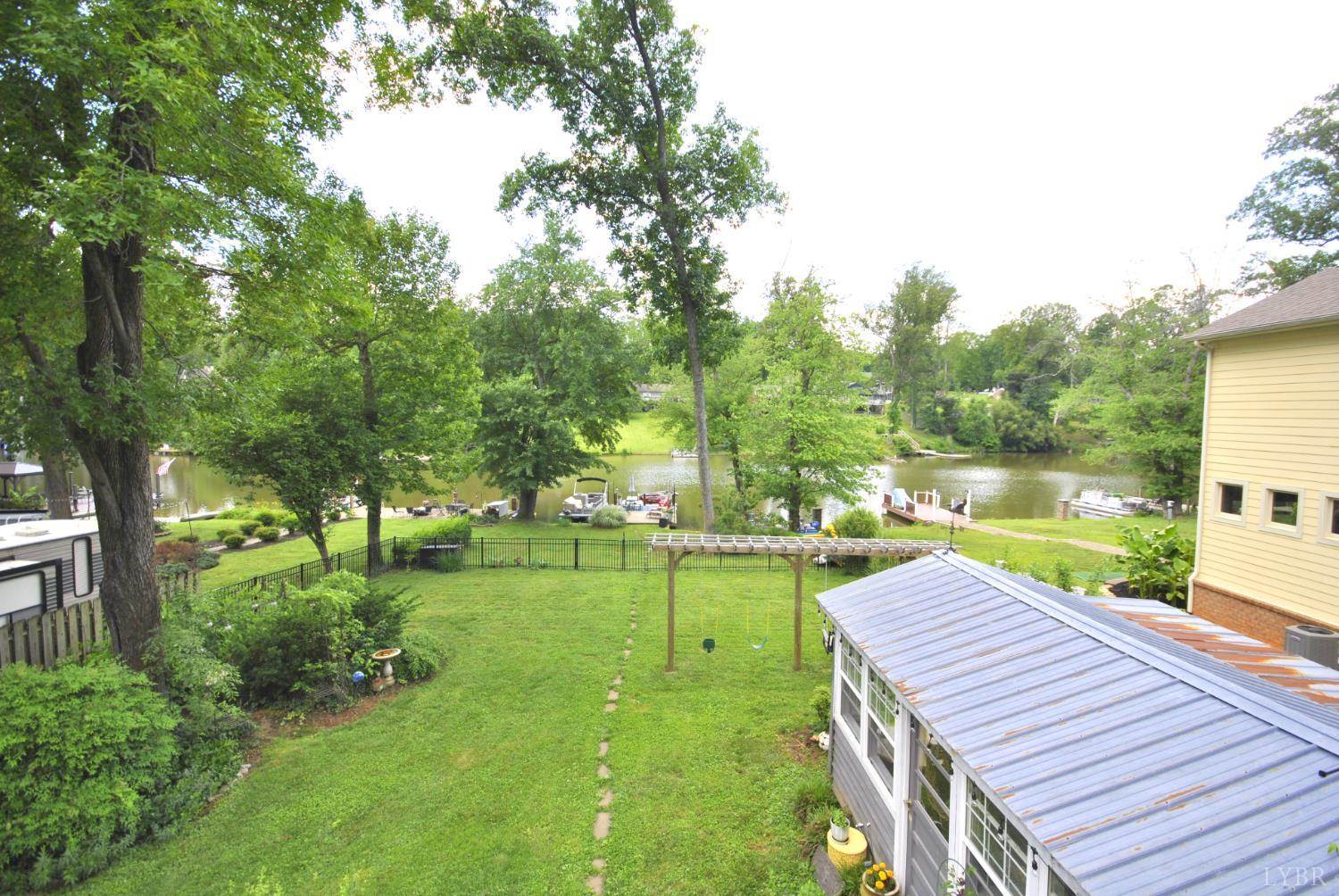1216 Timberlake Drive, Lynchburg, VA 24502