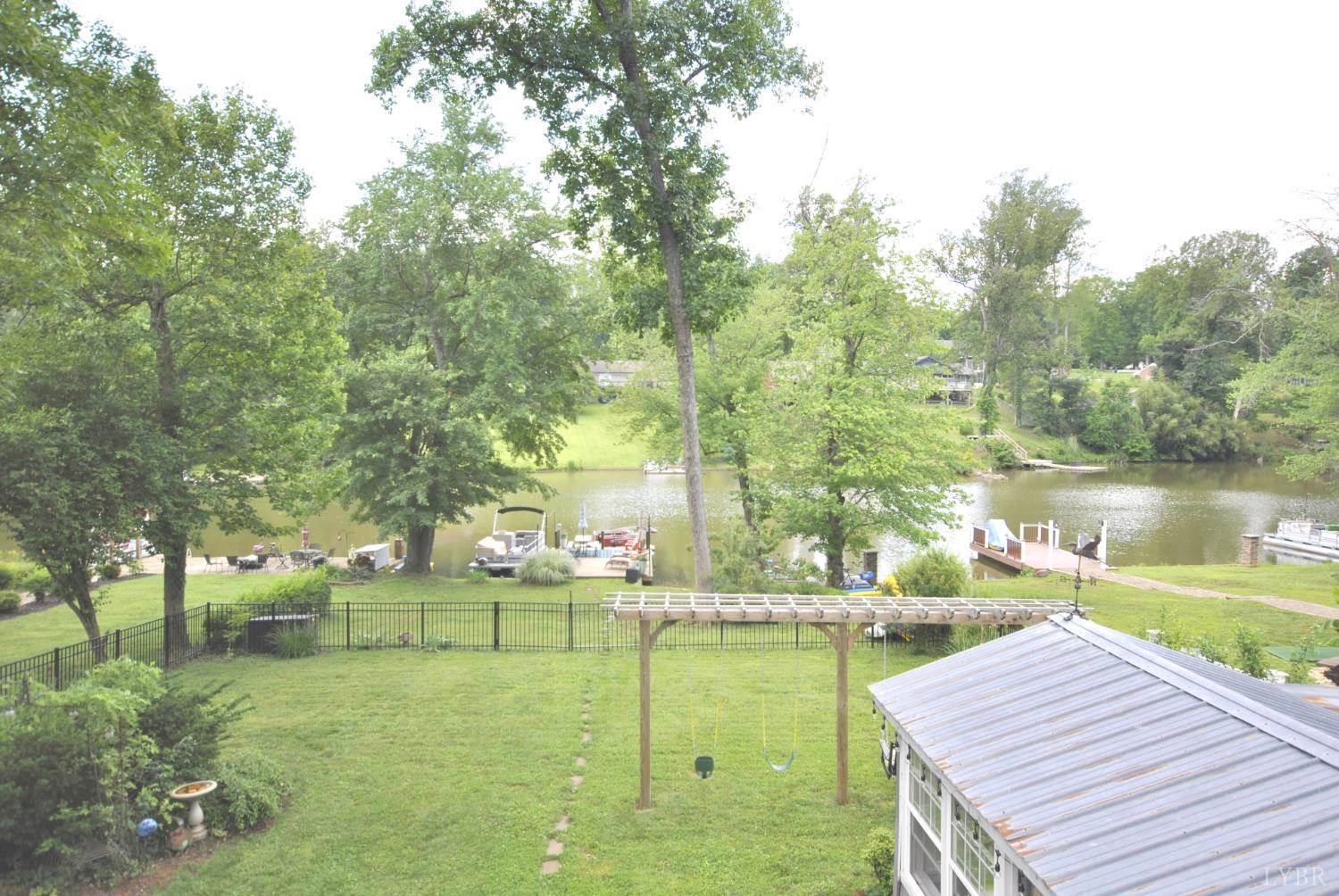 1216 Timberlake Drive, Lynchburg, VA 24502