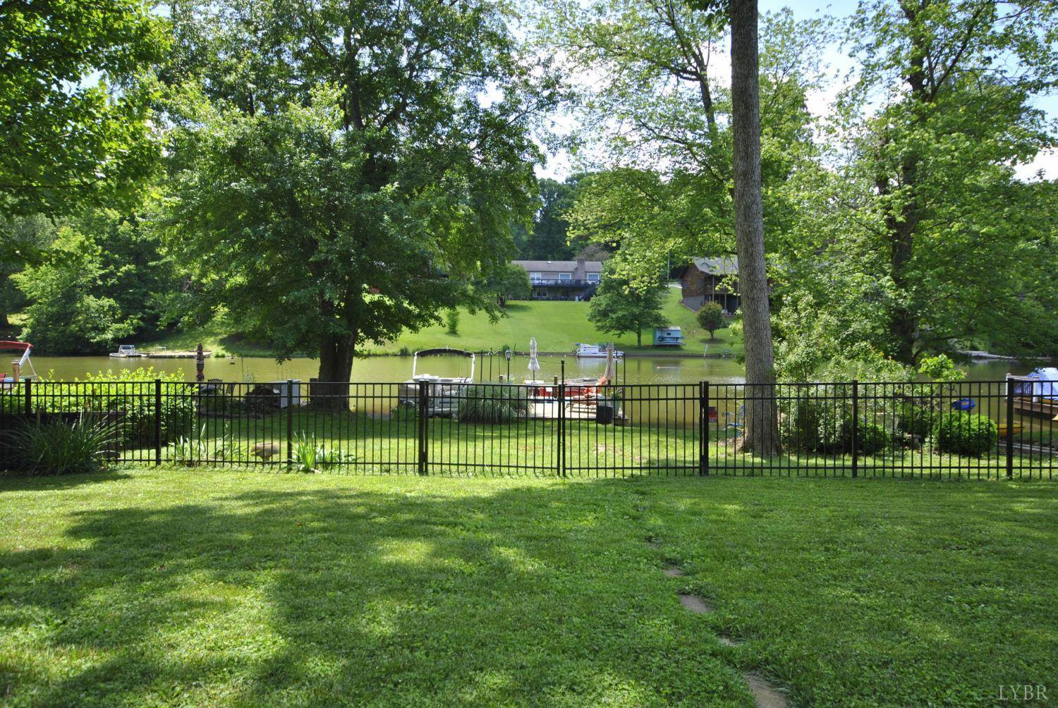 1216 Timberlake Drive, Lynchburg, VA 24502