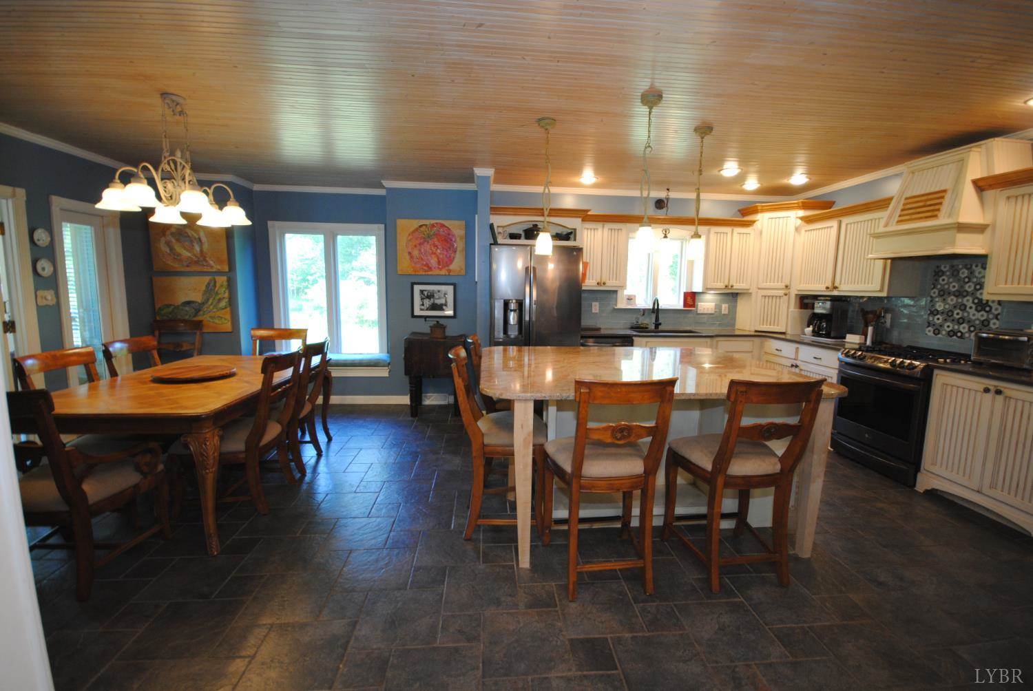 762 Timberlake Drive, Lynchburg, VA 24502