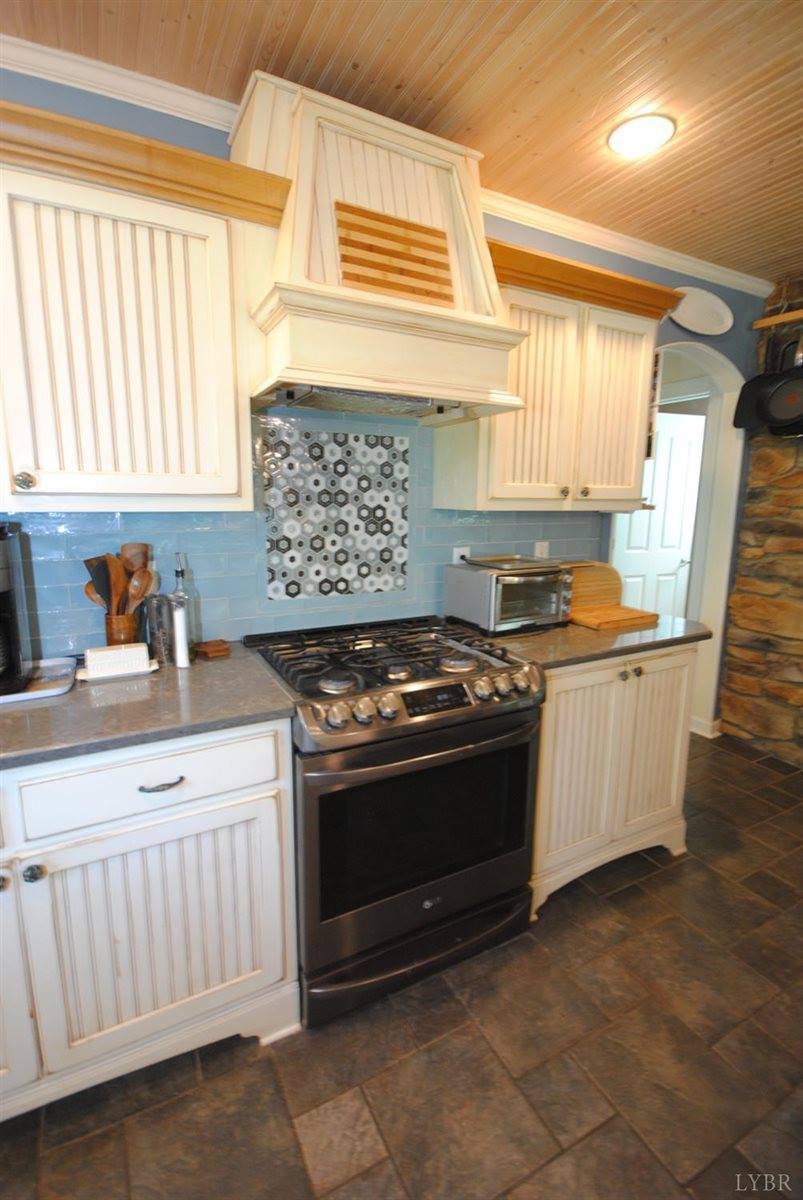 762 Timberlake Drive, Lynchburg, VA 24502