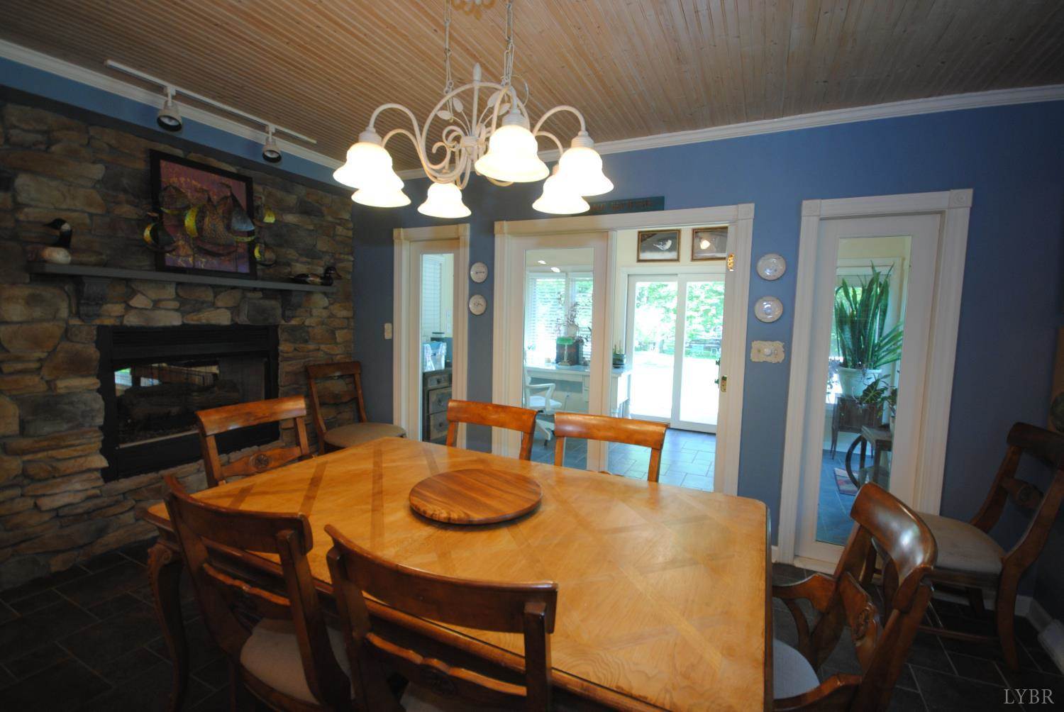 762 Timberlake Drive, Lynchburg, VA 24502
