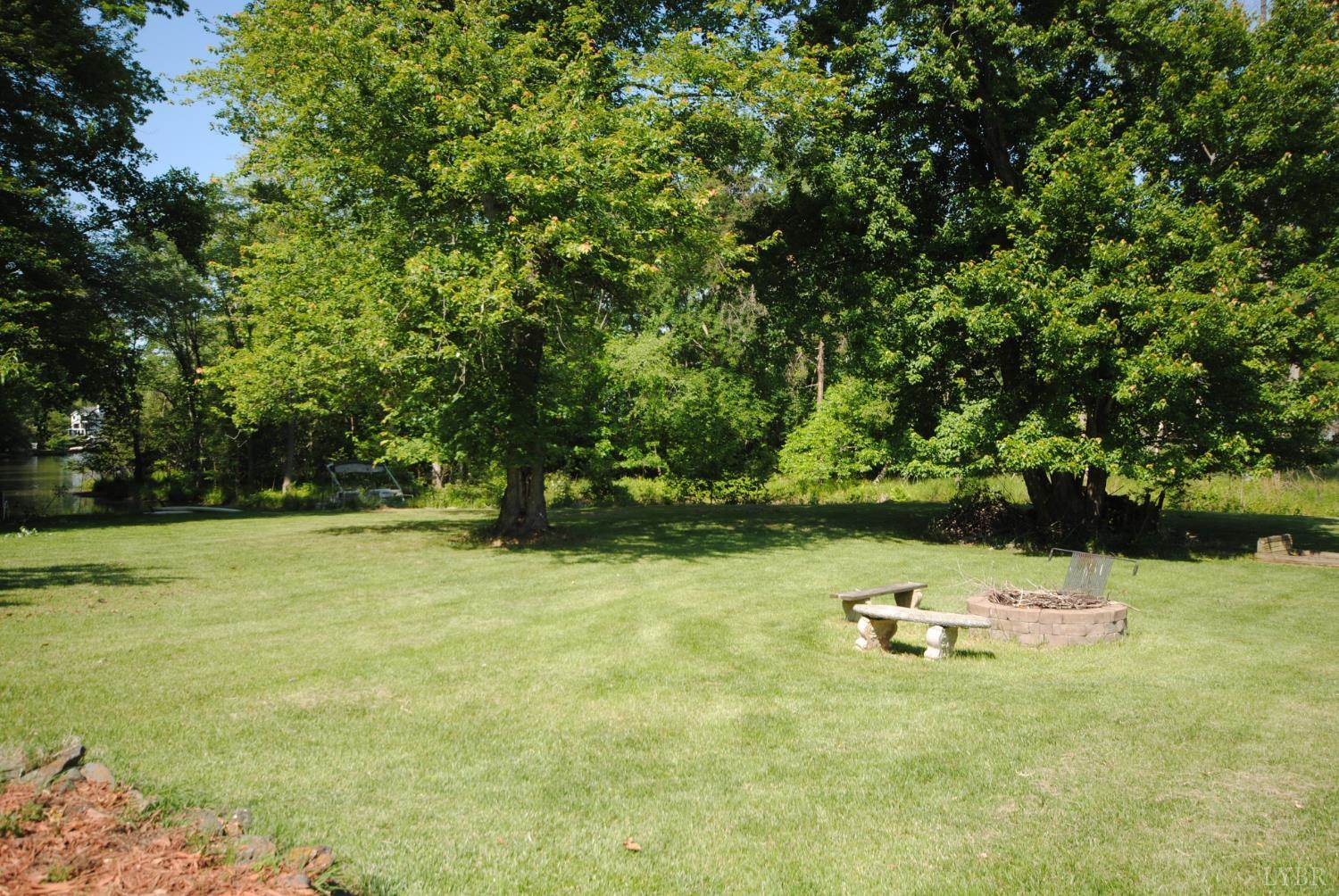 762 Timberlake Drive, Lynchburg, VA 24502