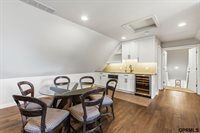 1223 Lynnwood Lane, Omaha, NE 68152