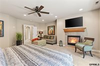 1223 Lynnwood Lane, Omaha, NE 68152