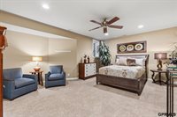1223 Lynnwood Lane, Omaha, NE 68152
