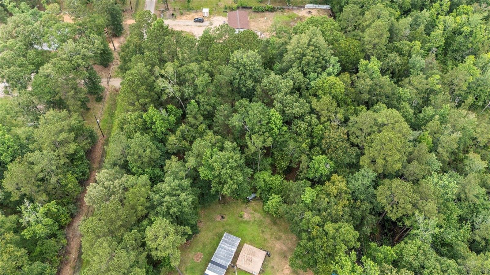 8 County Road 3564, New Caney, TX 77357