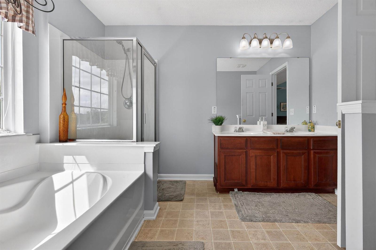 426 Dovetail Circle, Summerville, SC 29483