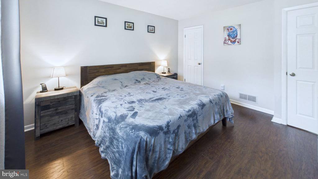 27 Rockland Road, Ewing Township, NJ 08560
