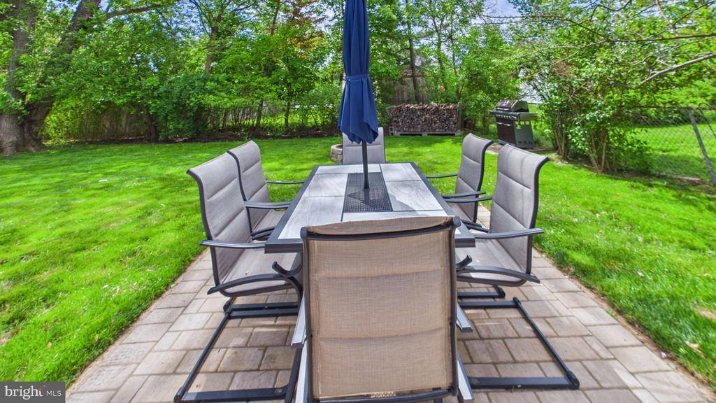 27 Rockland Road, Ewing Township, NJ 08560