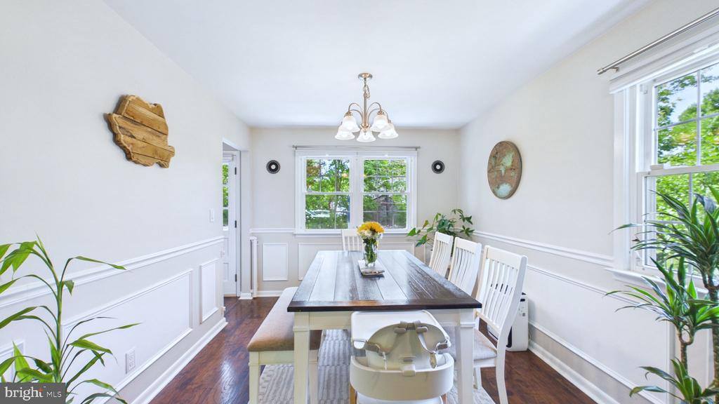 27 Rockland Road, Ewing Township, NJ 08560