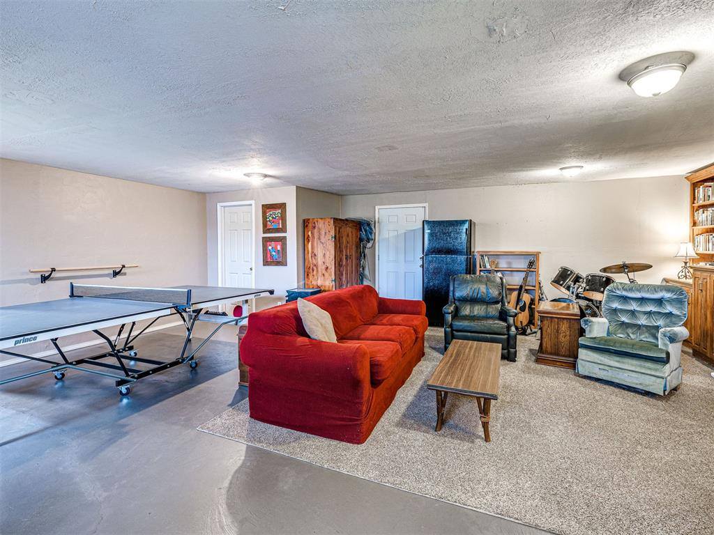 1120 North Louisa Avenue, Shawnee, OK 74801