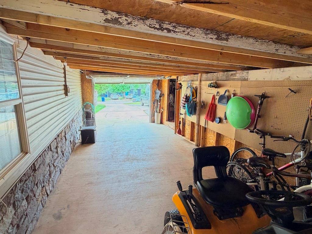 1120 North Louisa Avenue, Shawnee, OK 74801