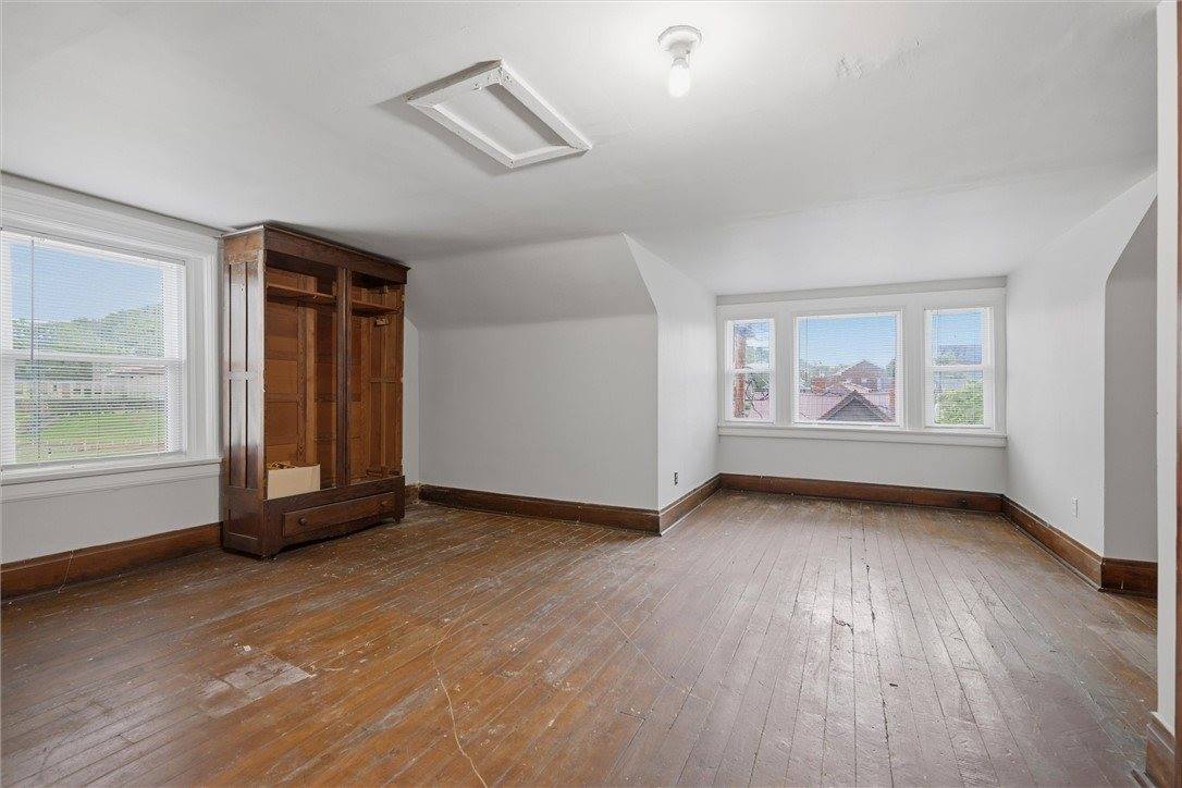 305 3rd St, Freeport Boro, PA 16229