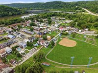 305 3rd St, Freeport Boro, PA 16229