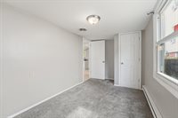 165 Hampden St, Springfield, MA 01151