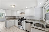 165 Hampden St, Springfield, MA 01151