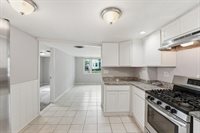 165 Hampden St, Springfield, MA 01151