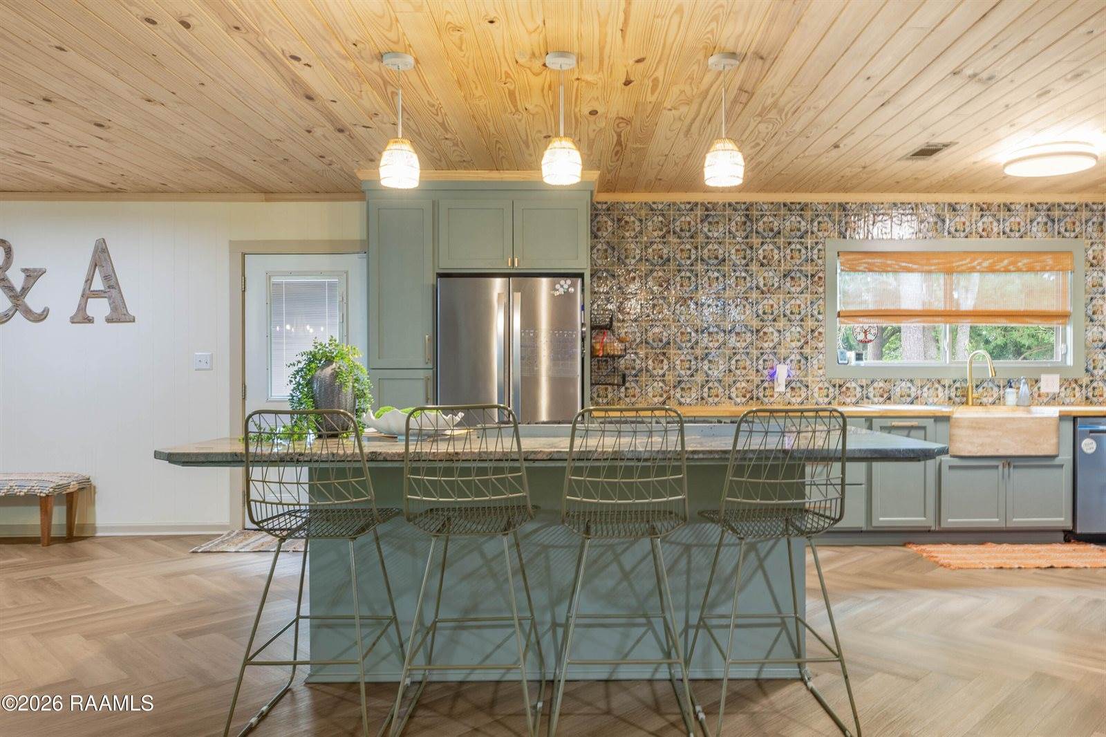 4422 Irish Bend Road, Franklin, LA 70538