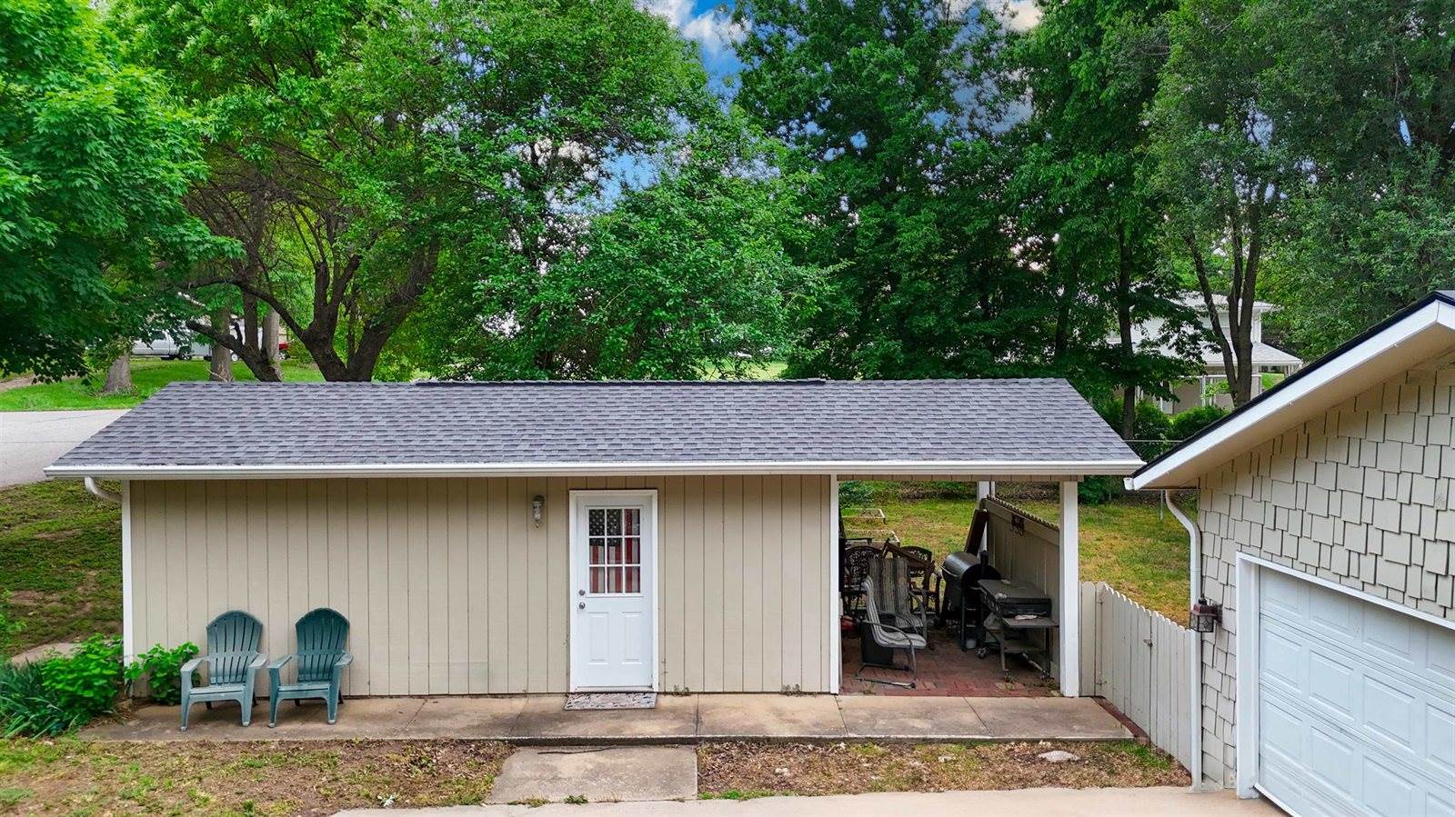 4 Orange Ln, Arkansas City, KS 67005