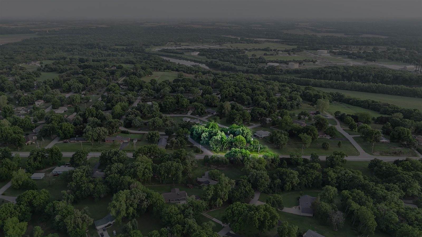 4 Orange Ln, Arkansas City, KS 67005