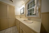 4 Orange Ln, Arkansas City, KS 67005