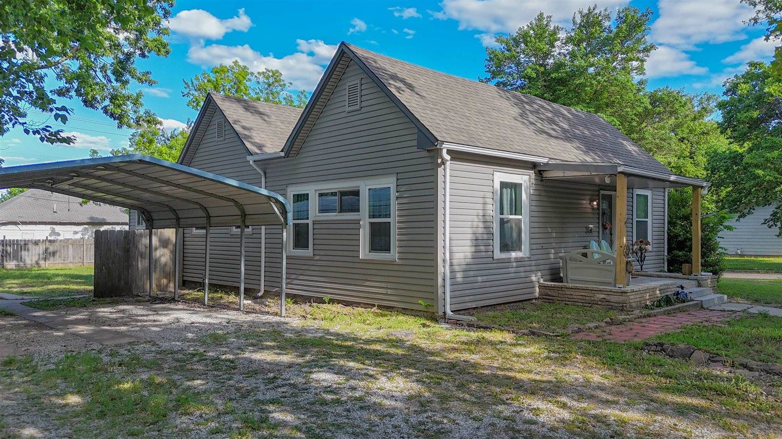 428 South C St, Arkansas City, KS 67005