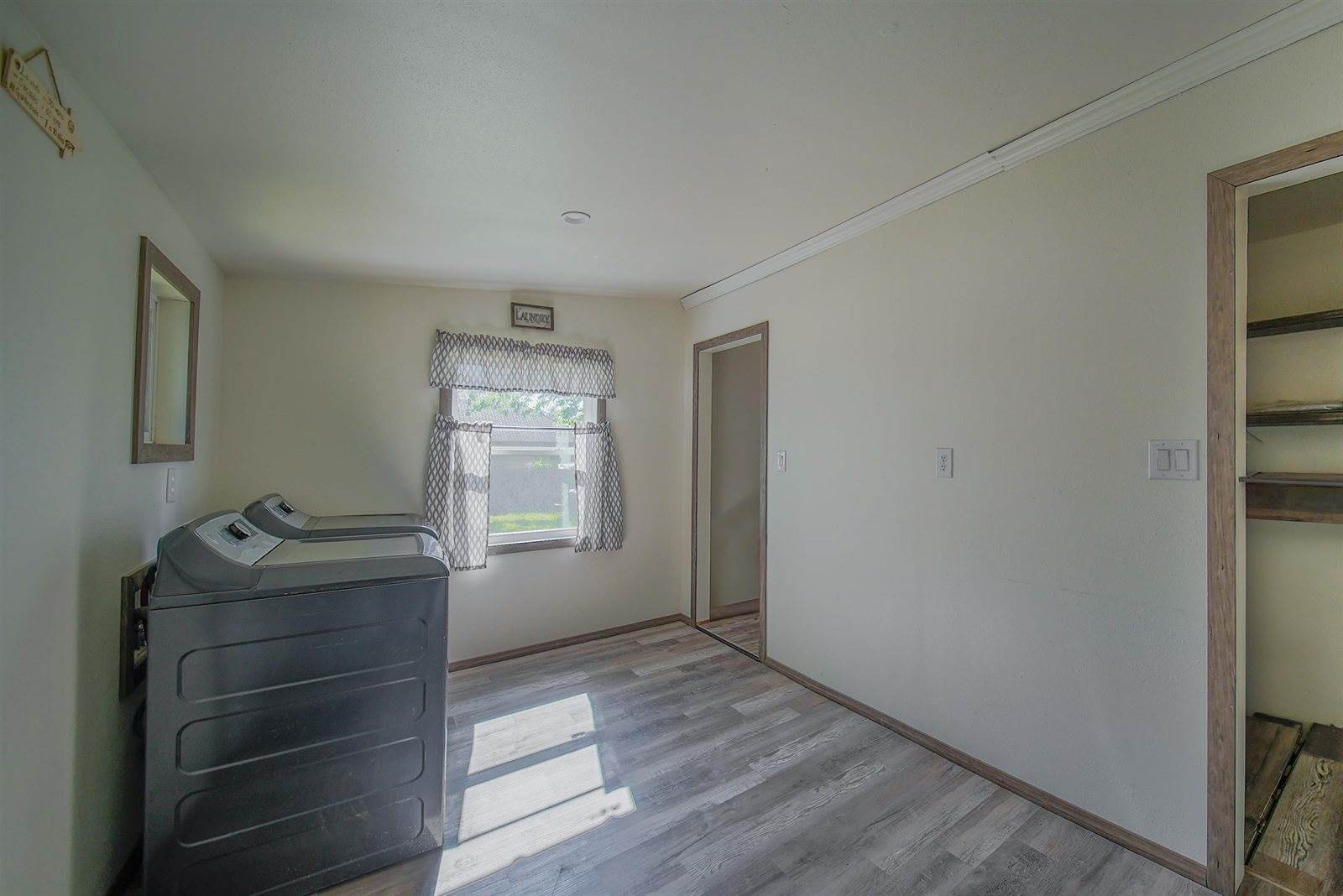 428 South C St, Arkansas City, KS 67005