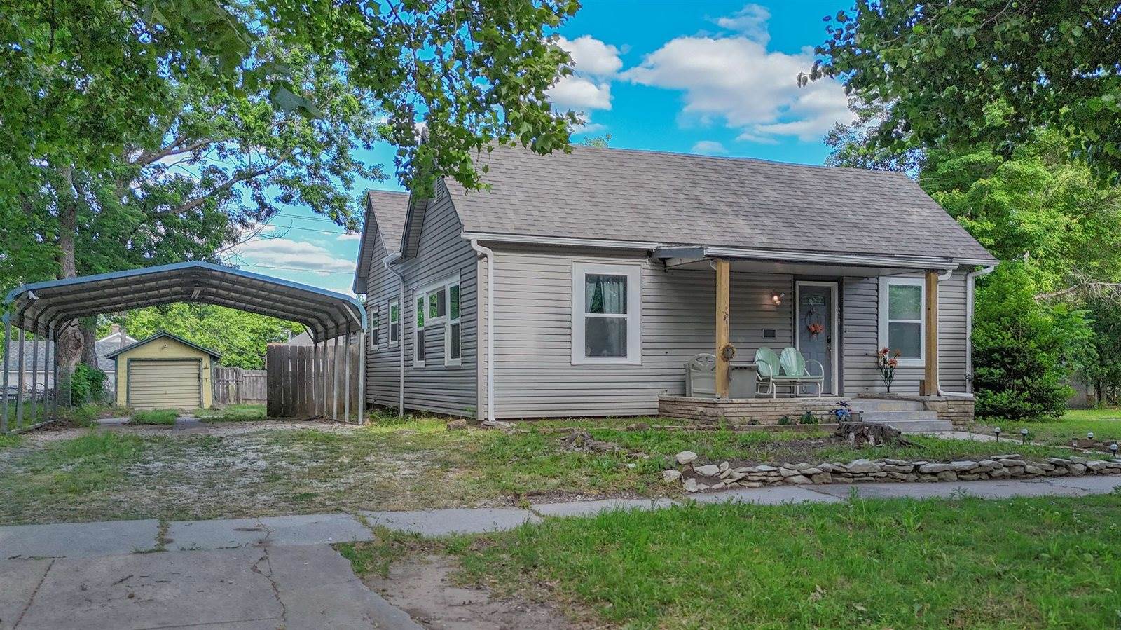 428 South C St, Arkansas City, KS 67005