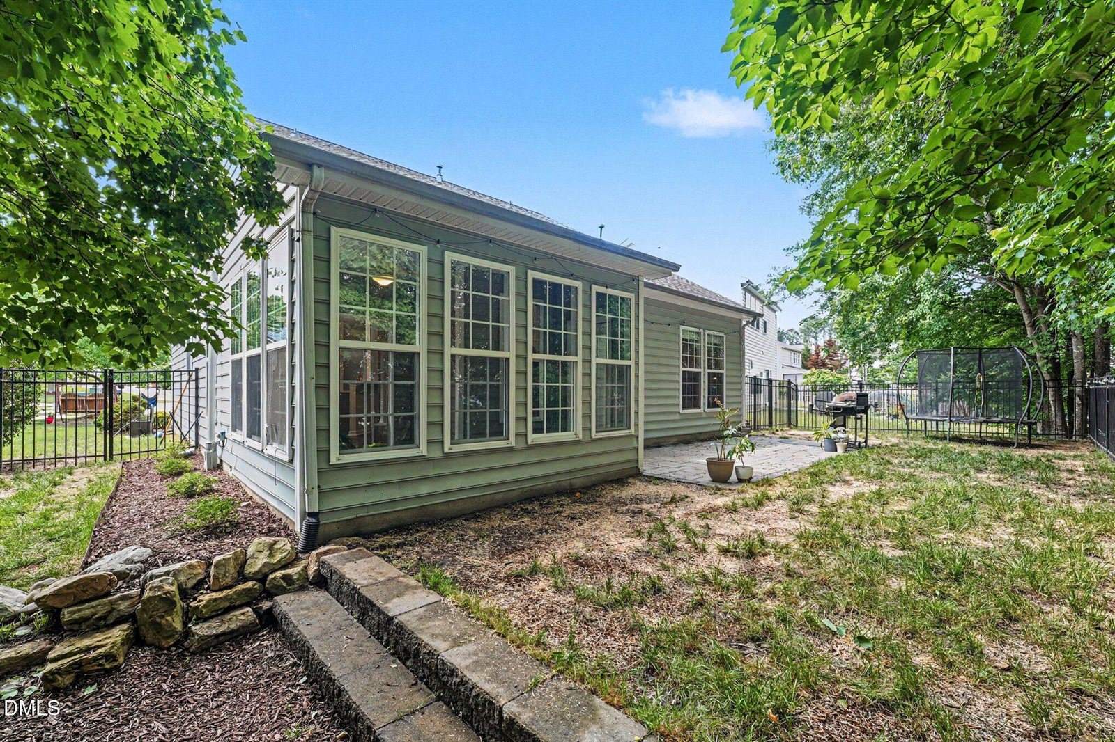 313 Scarcliffe Court, Rolesville, NC 27571