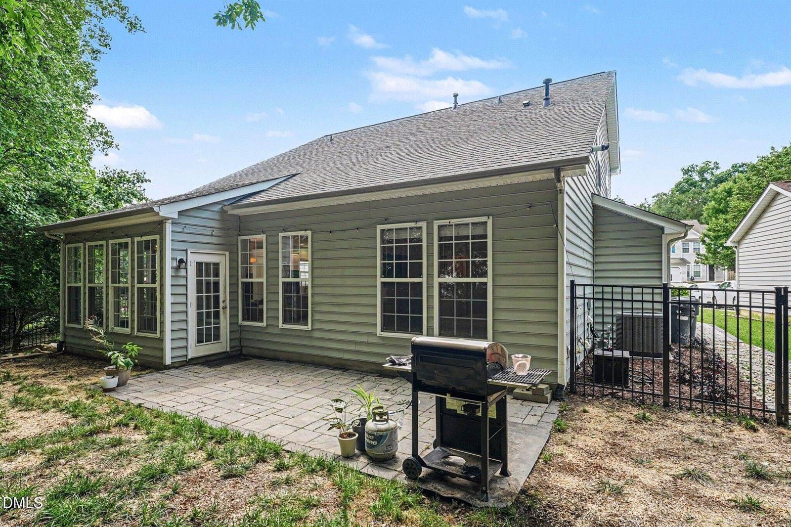 313 Scarcliffe Court, Rolesville, NC 27571