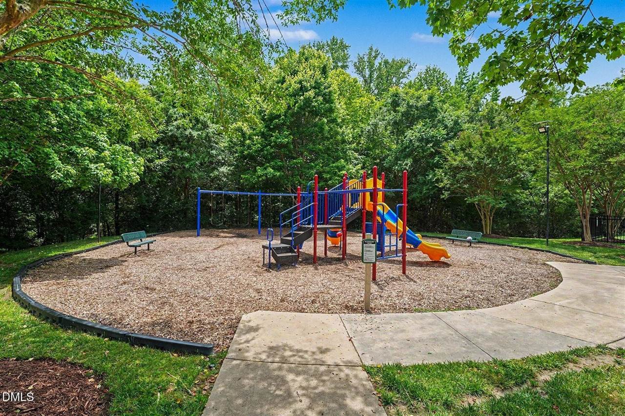 313 Scarcliffe Court, Rolesville, NC 27571