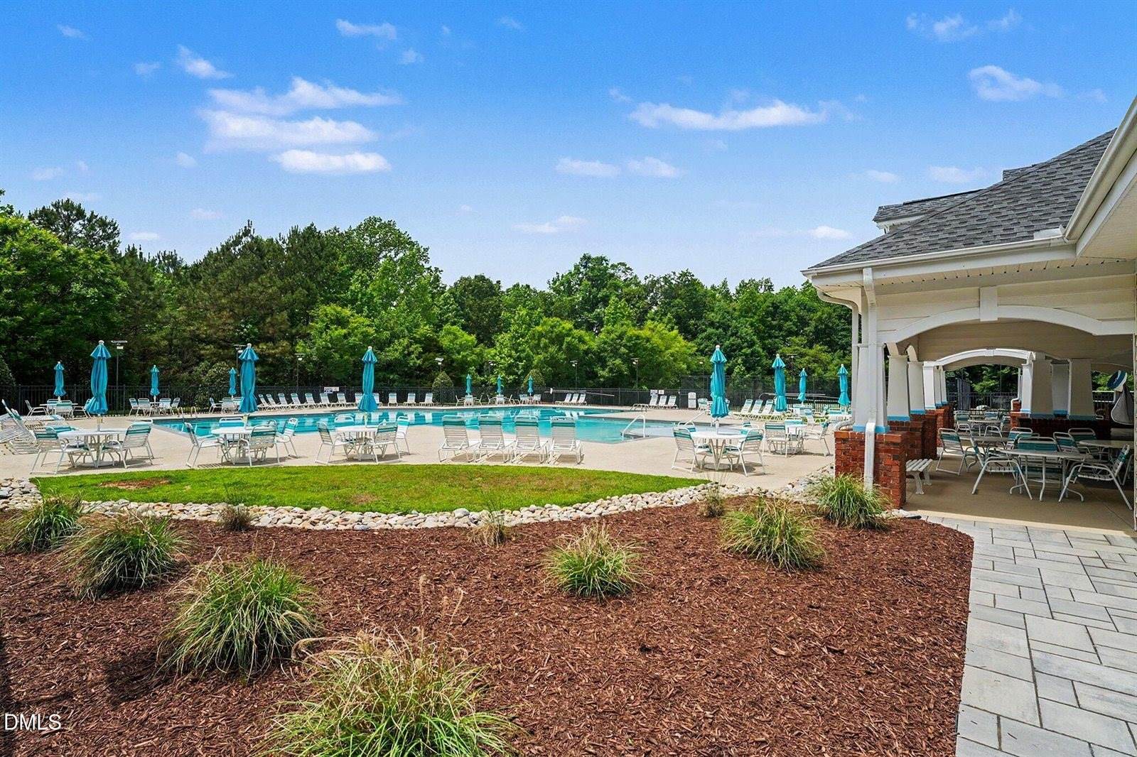 313 Scarcliffe Court, Rolesville, NC 27571