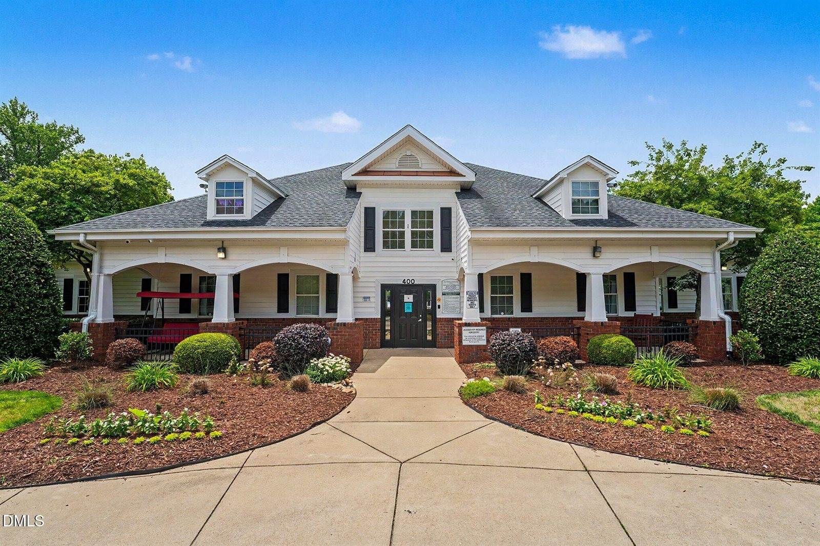 313 Scarcliffe Court, Rolesville, NC 27571