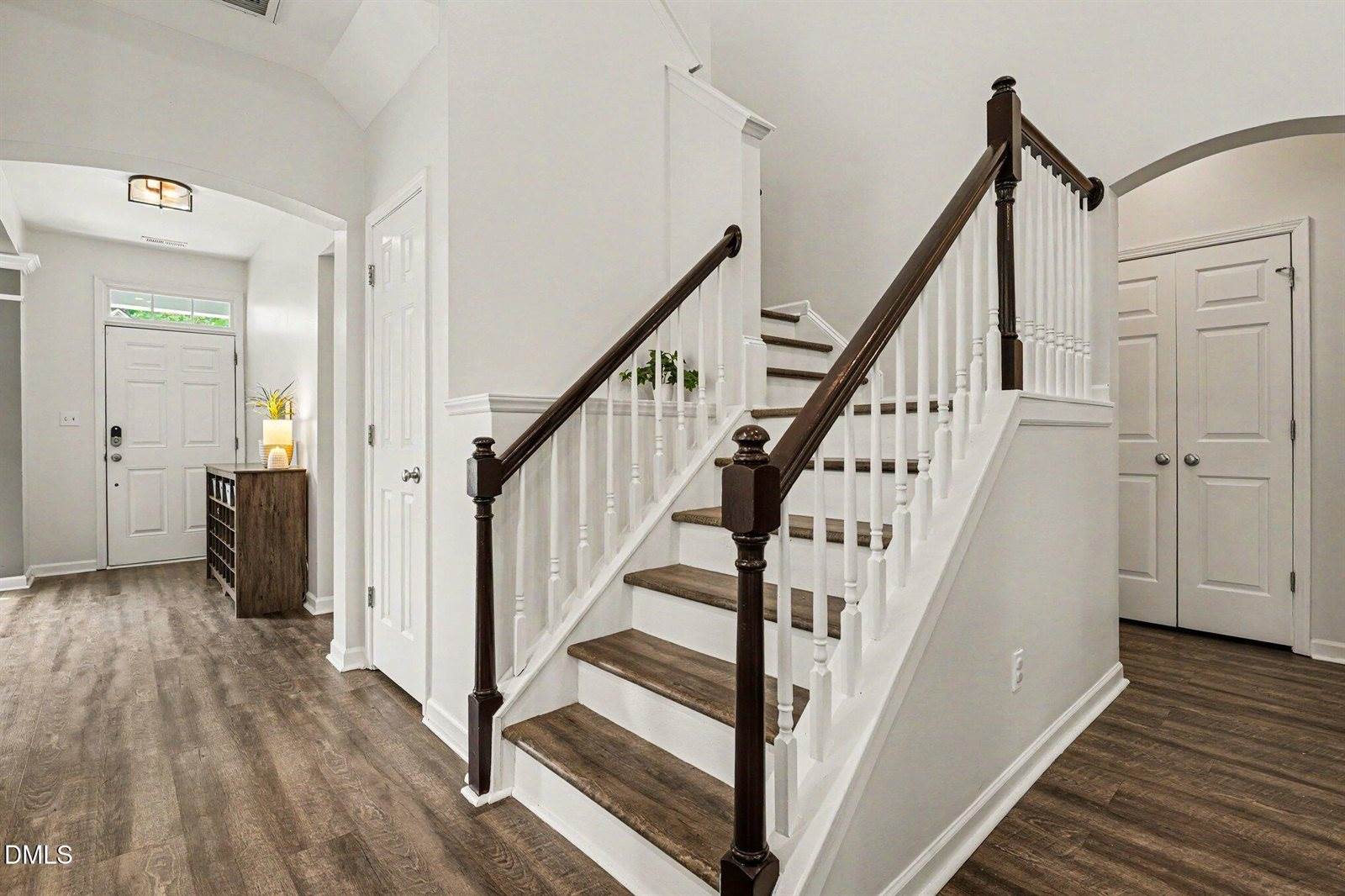 313 Scarcliffe Court, Rolesville, NC 27571