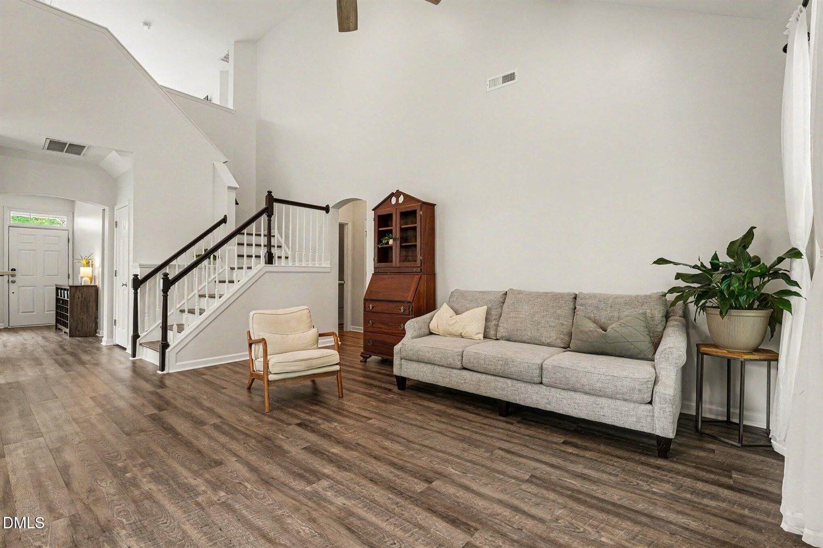 313 Scarcliffe Court, Rolesville, NC 27571