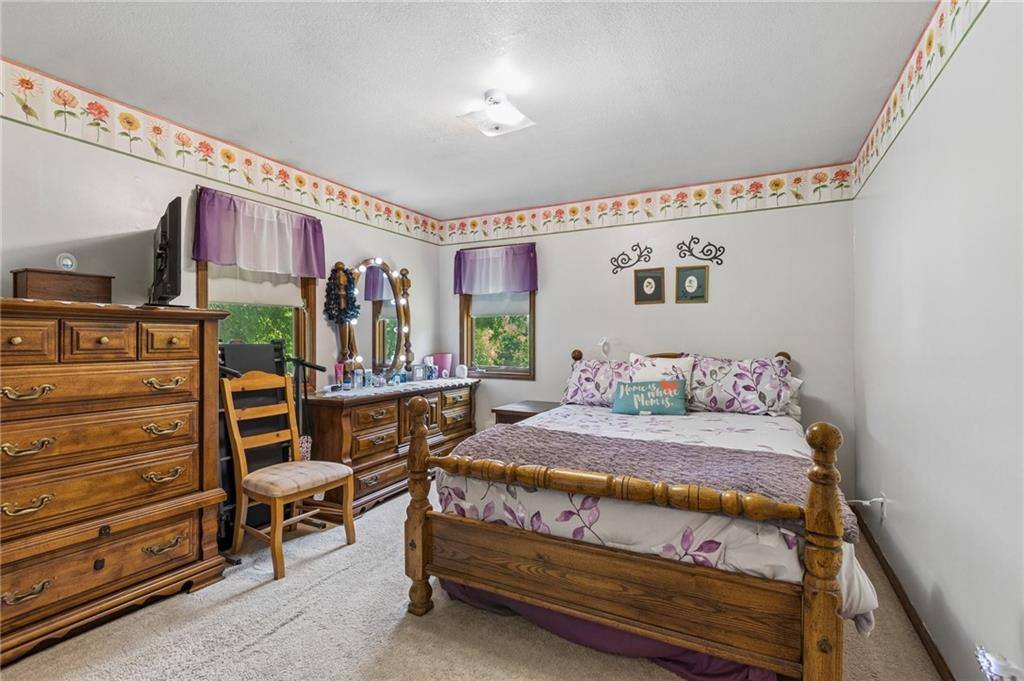 106 Peach Tree Lane, Greenwood, MO 64034