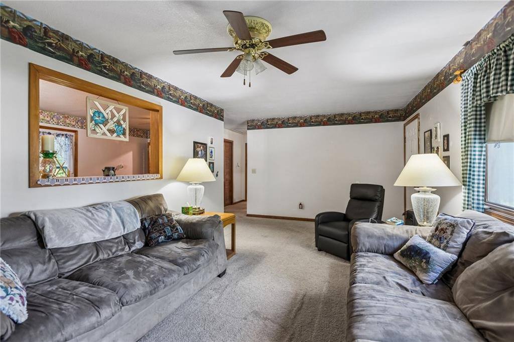 106 Peach Tree Lane, Greenwood, MO 64034