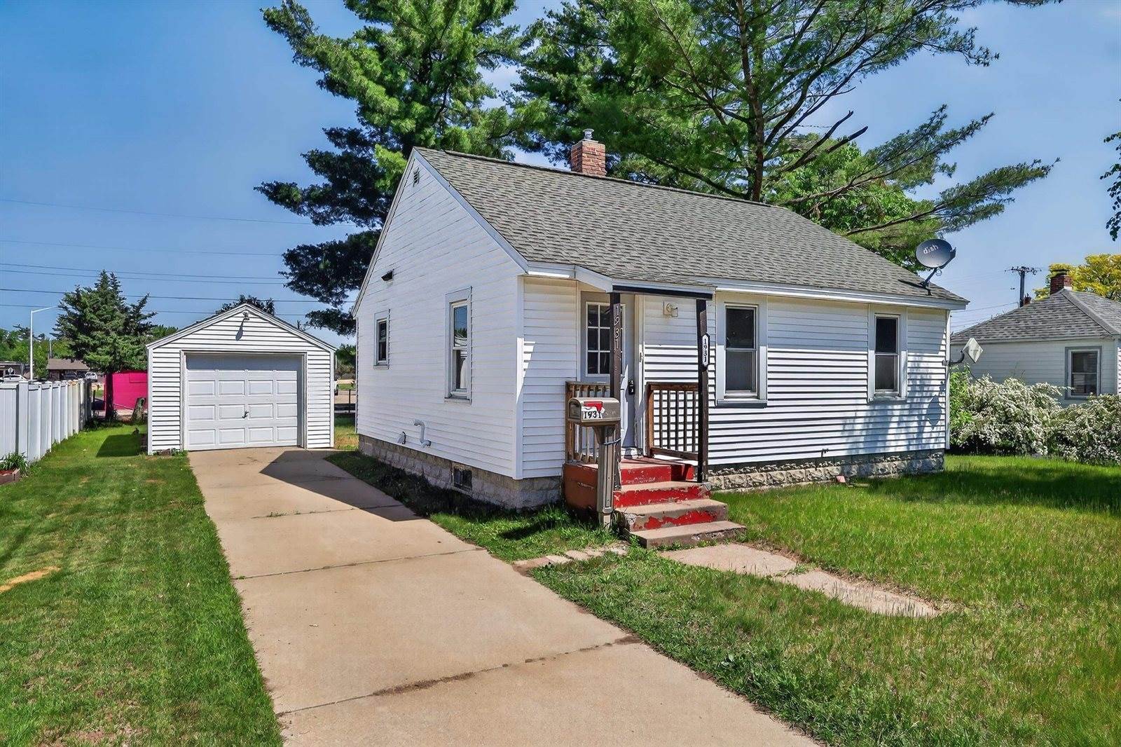 1931 Baker Street, Wisconsin Rapids, WI 54494