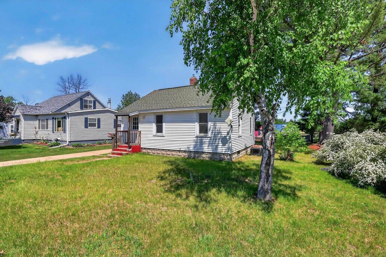 1931 Baker Street, Wisconsin Rapids, WI 54494