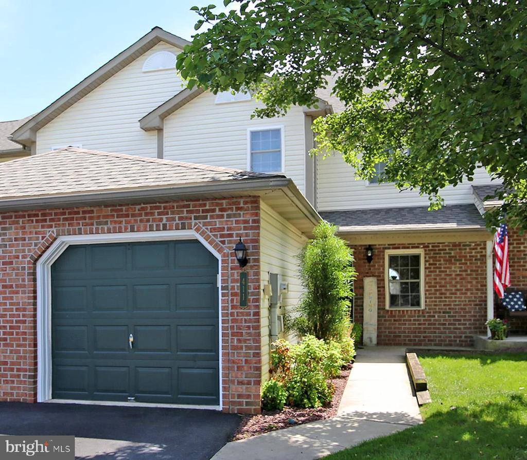 411 Omicron Place, Wernersville, PA 19565