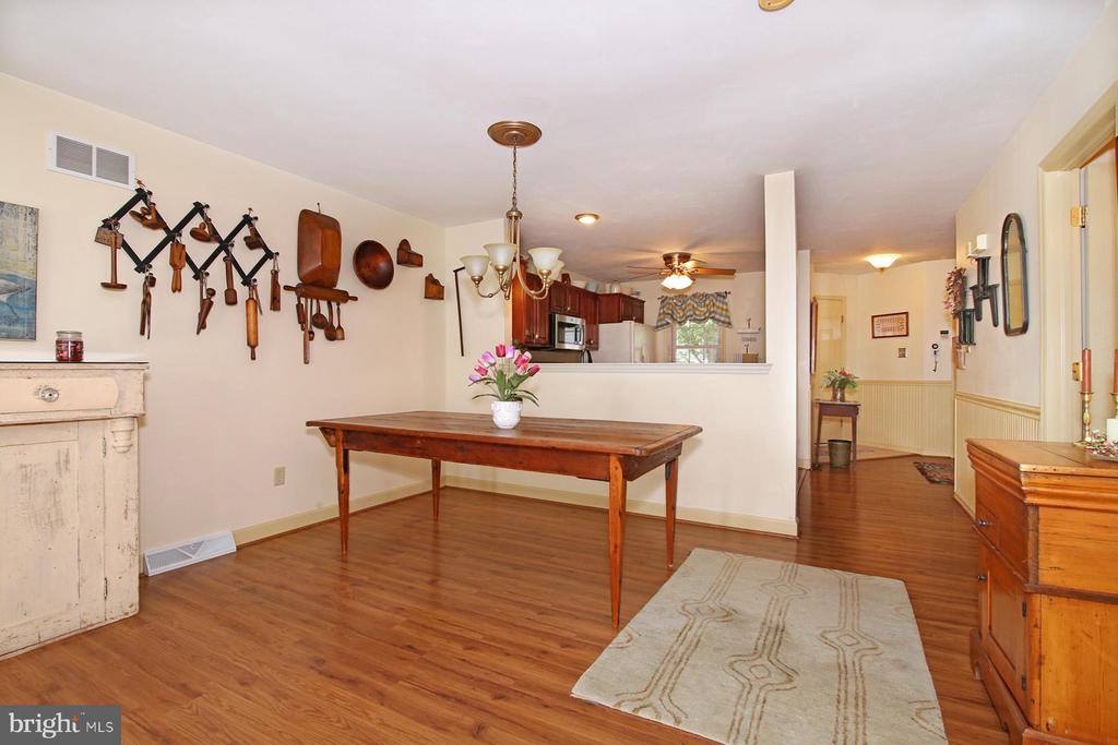 411 Omicron Place, Wernersville, PA 19565