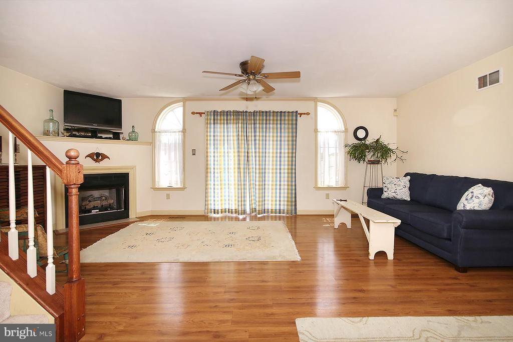 411 Omicron Place, Wernersville, PA 19565