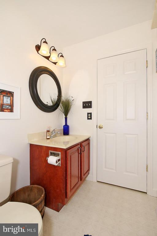 411 Omicron Place, Wernersville, PA 19565