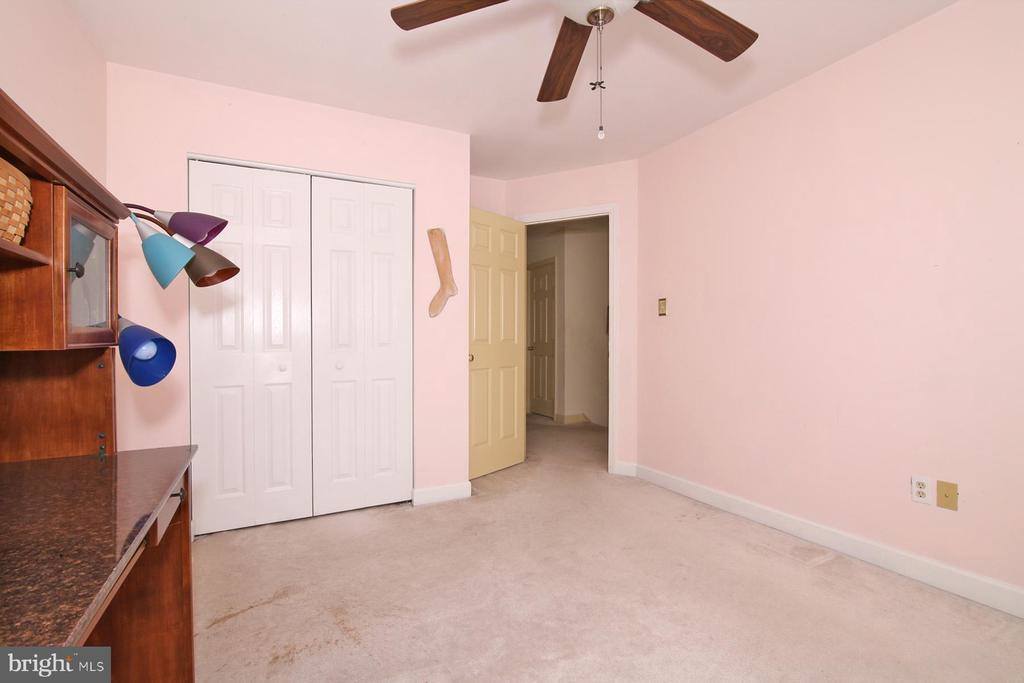 411 Omicron Place, Wernersville, PA 19565