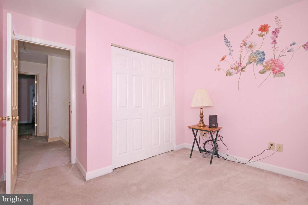 411 Omicron Place, Wernersville, PA 19565