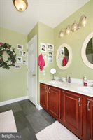 411 Omicron Place, Wernersville, PA 19565
