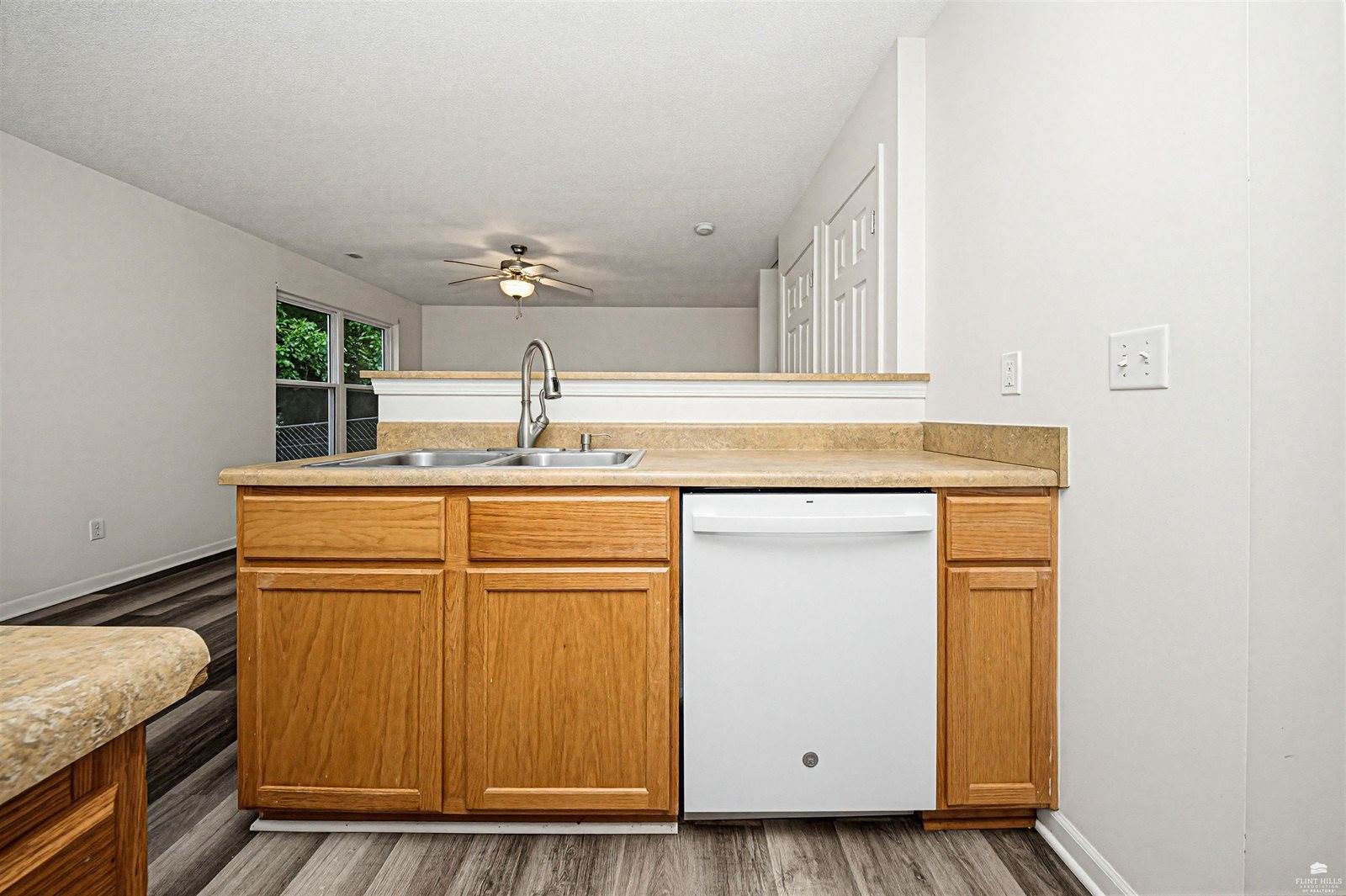 2407 Deerfield Blvd, Junction City, KS 66441