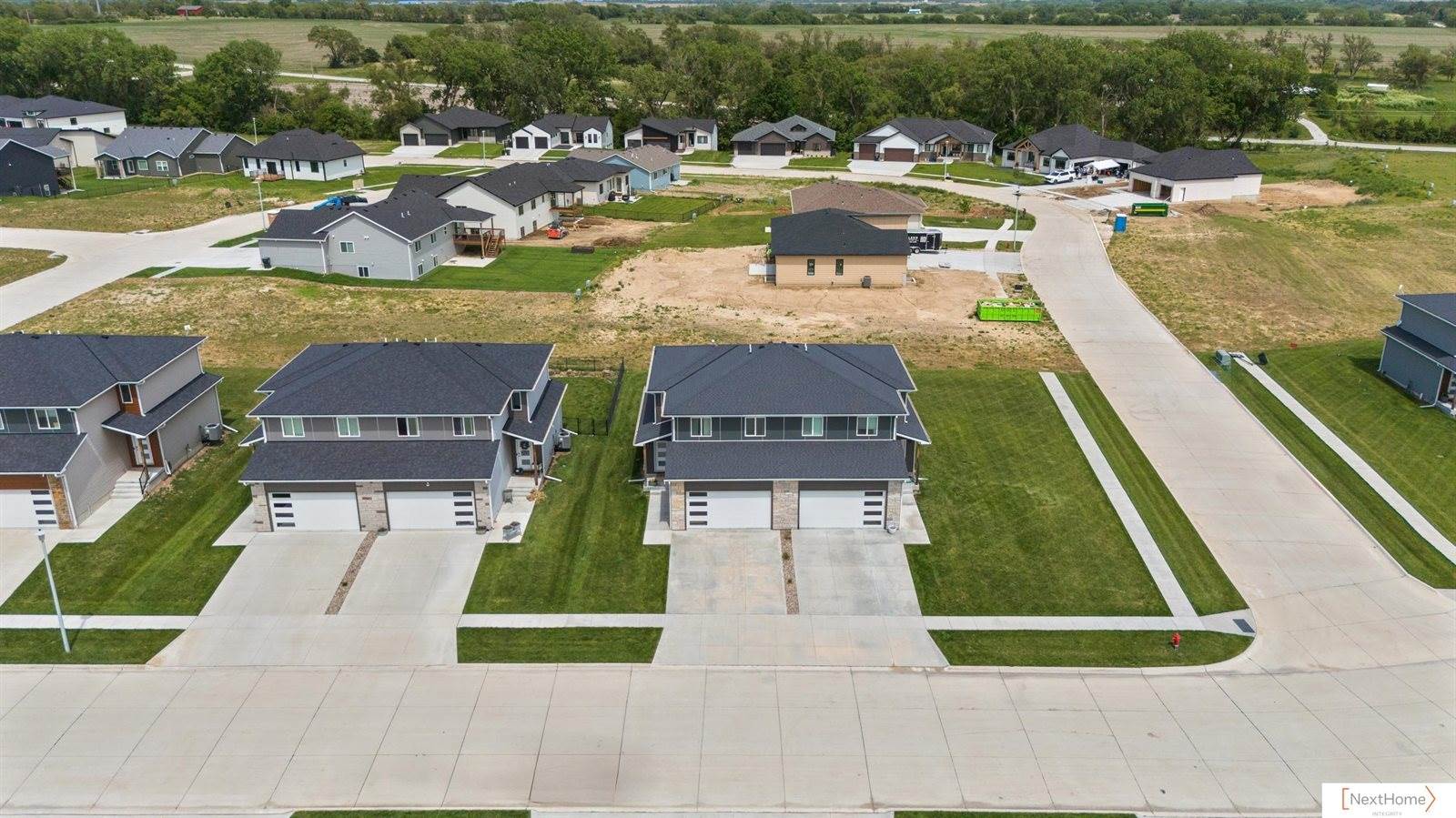 910 Titan Drive, Hickman, NE 68372